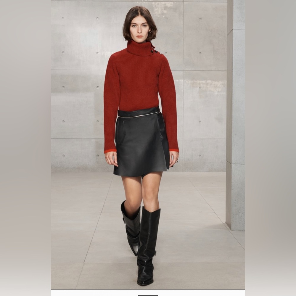 NWT ZARA SRPLS Limited Edition 100% Wool Red Turtle Neck Sweater Size M